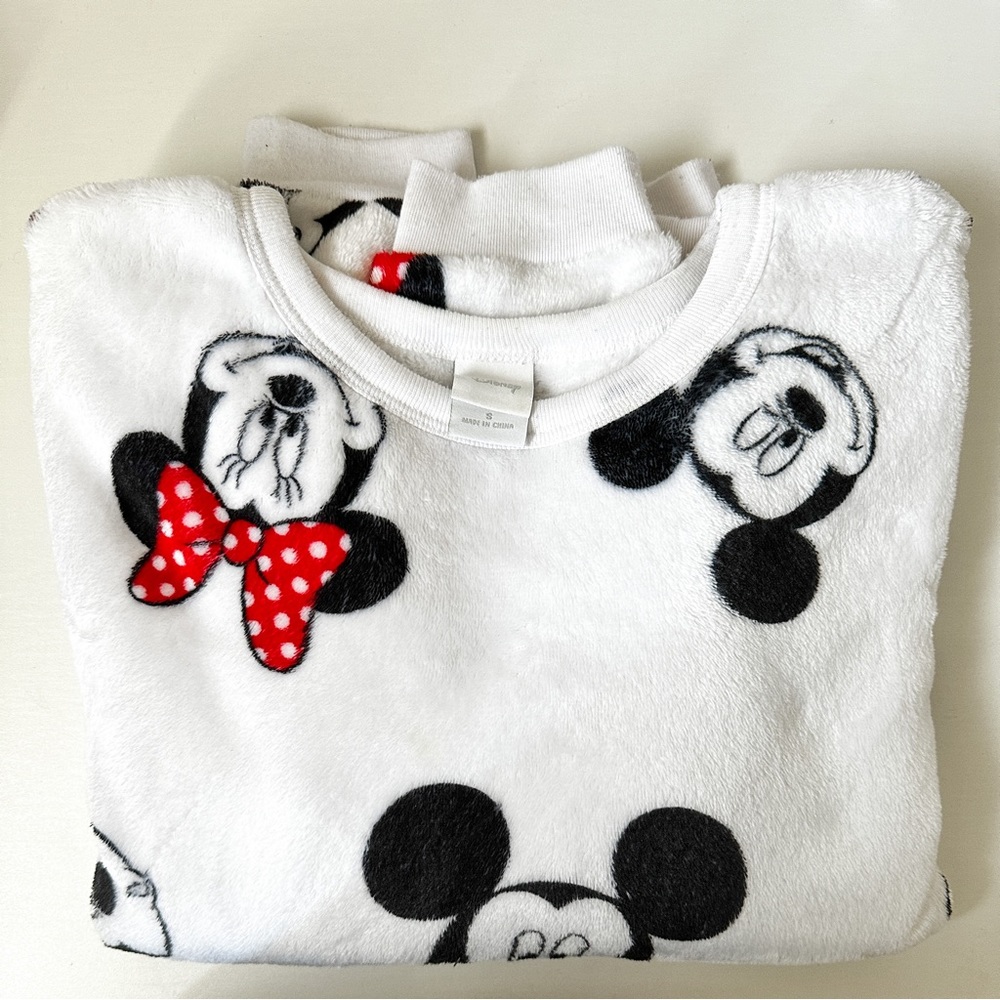 Mickey & Minnie White Fleece Top